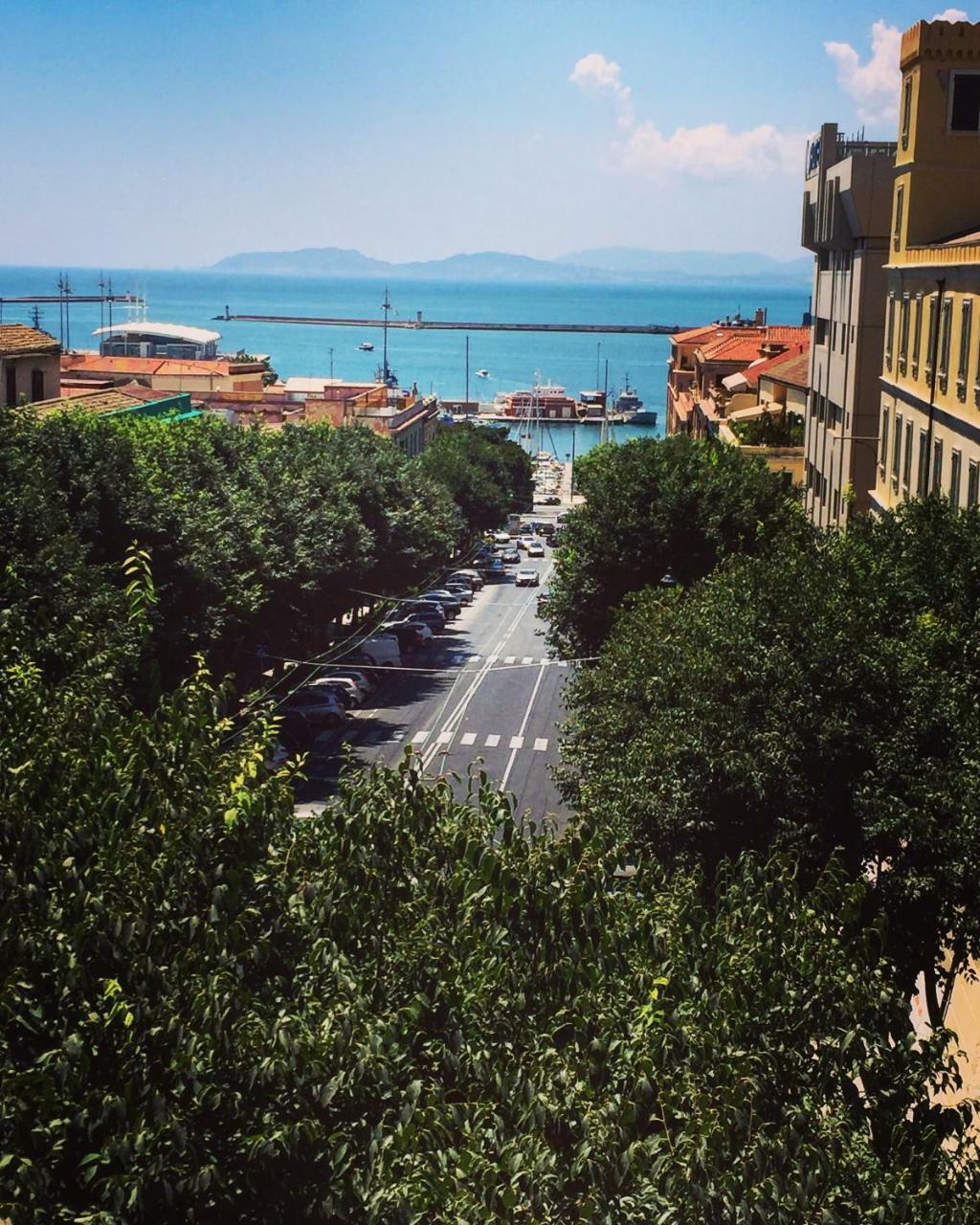 Couette-café Fra Cielo E Mare 3*